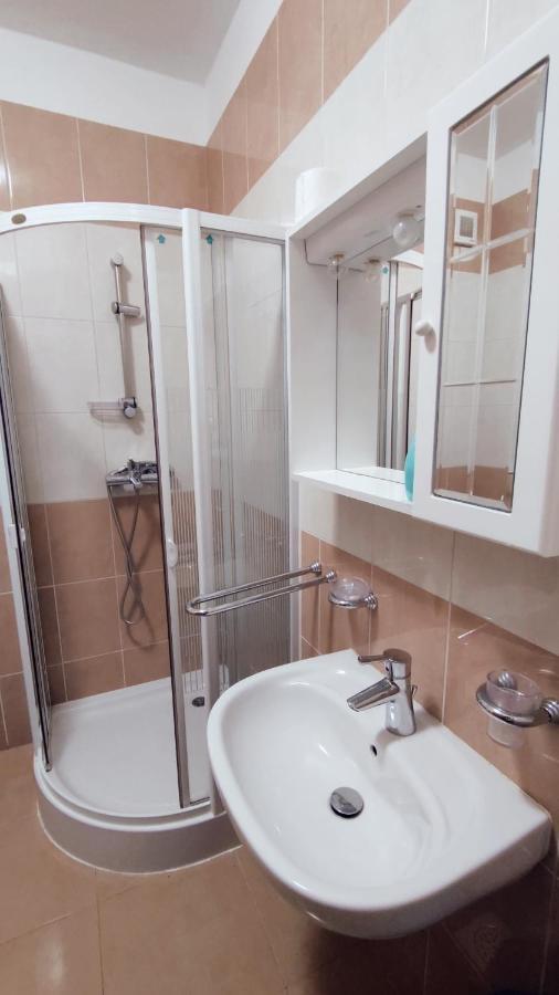 Apartament App Oleander Umag Zewnętrze zdjęcie