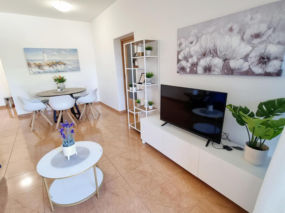 Apartament App Oleander Umag Zewnętrze zdjęcie