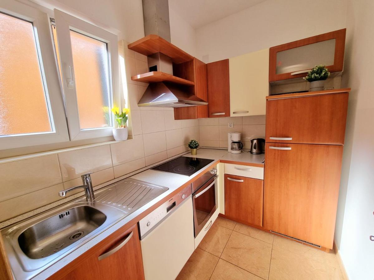 Apartament App Oleander Umag Zewnętrze zdjęcie